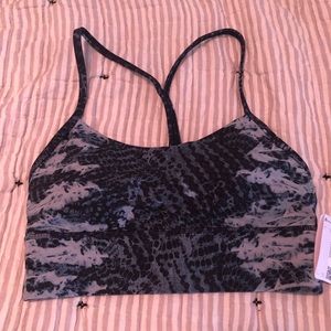 NWT Lululemon Sports Bra size 6